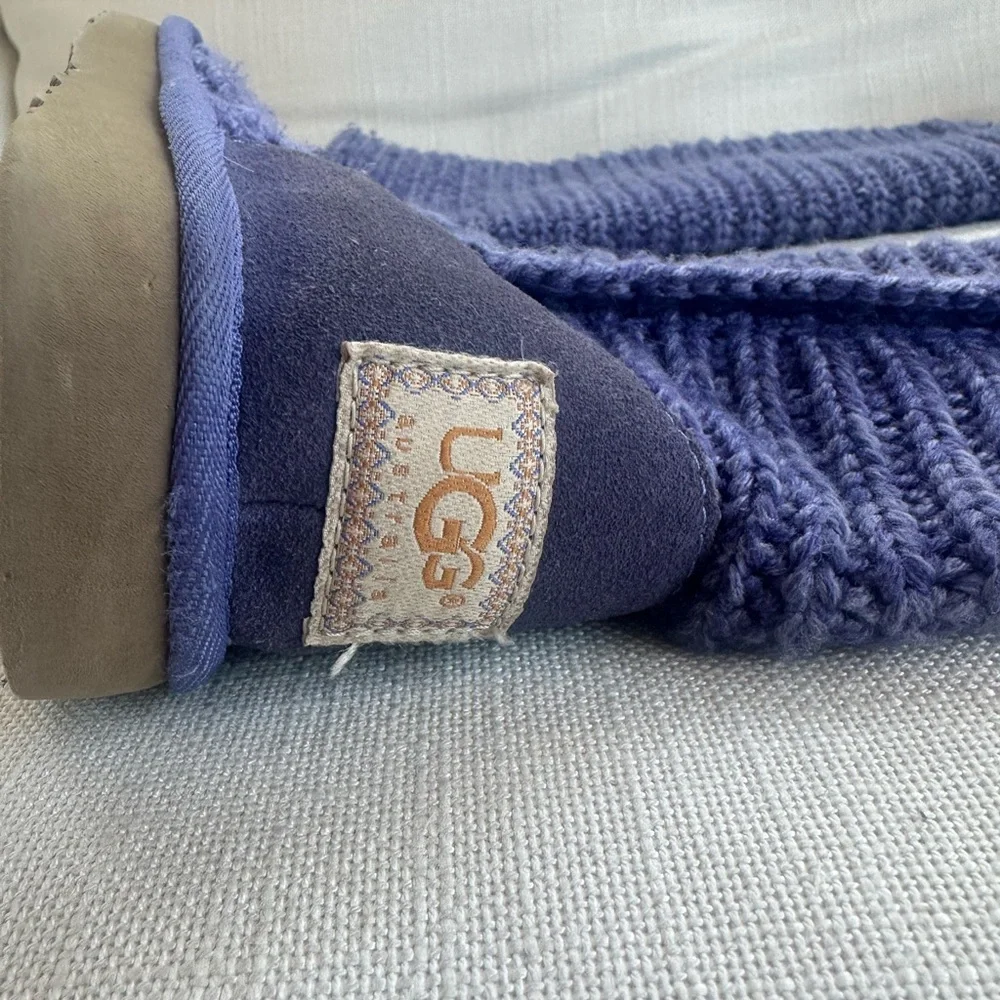 UGG Australia Knit Tall Boots Purple Button Sweater Boots Women’s Size 5
